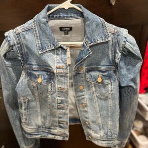 BNWT EXPRESS PUFF SLEEVE DENIM JACKET